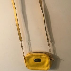 Micheal kors yellow purse
